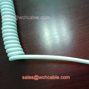 Stringent Hygiene Complied Curly Cord